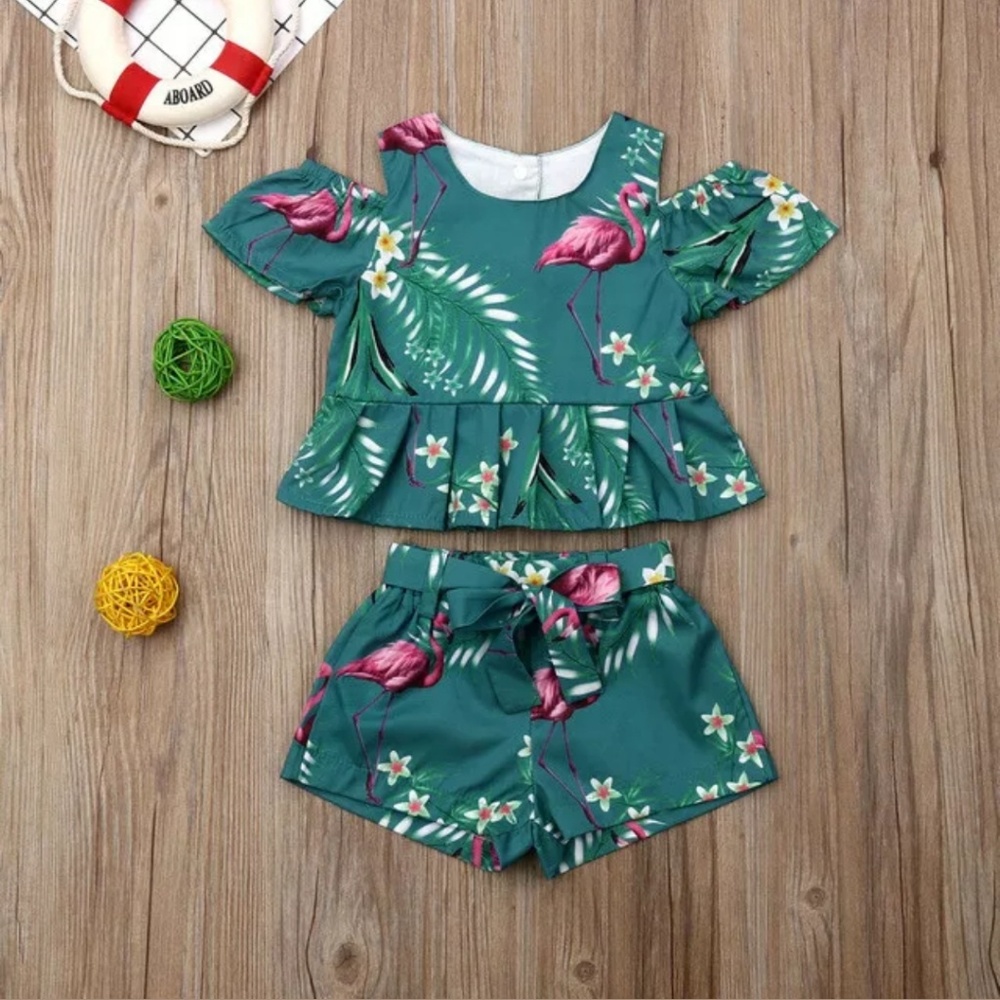 Flamingo girls outfit